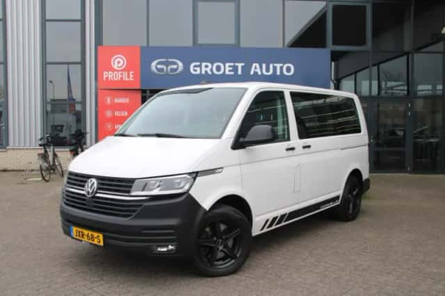Volkswagen Transporter (2021) thumbnail 1