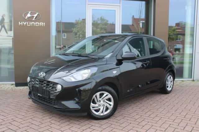 Hyundai i10 (2023) thumbnail 1