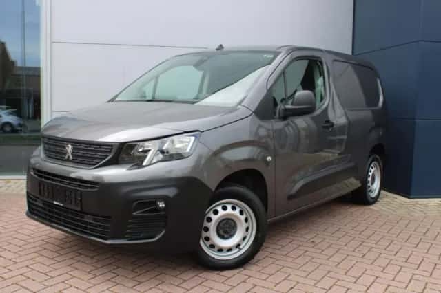 Peugeot Partner (2021) thumbnail 1