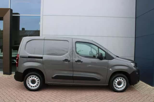 Peugeot Partner (2021) thumbnail 5