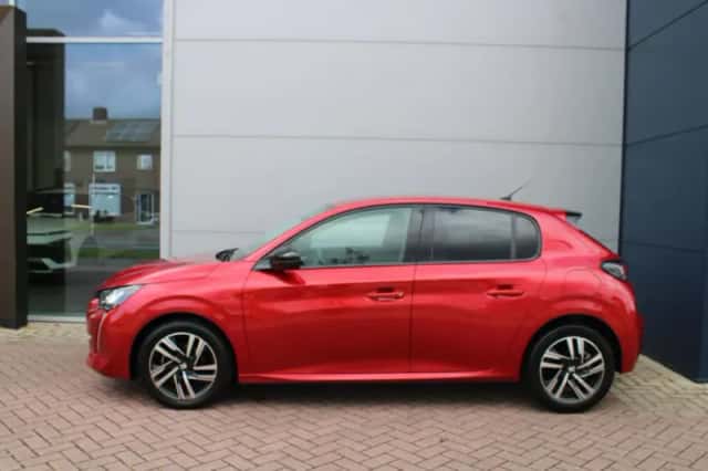 Peugeot 208 (2023) thumbnail 2