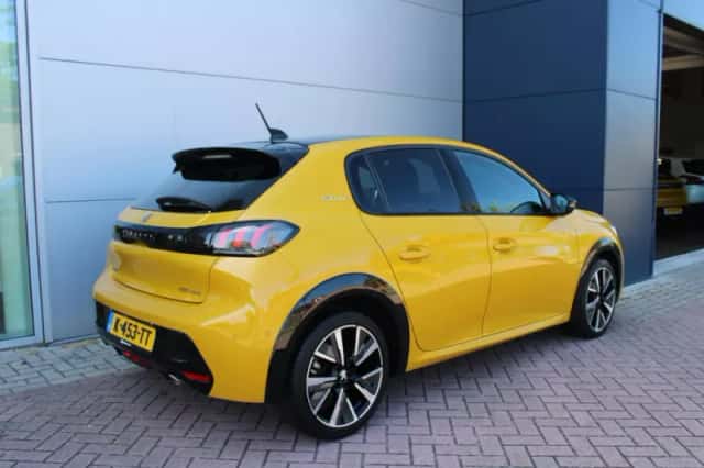 Peugeot 208 (2021) thumbnail 4