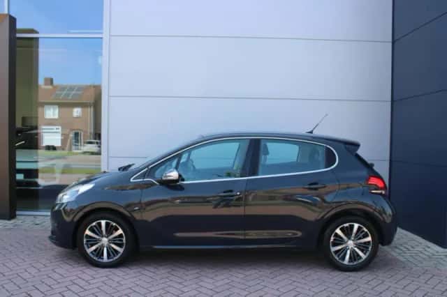 Peugeot 208 (2019) thumbnail 2