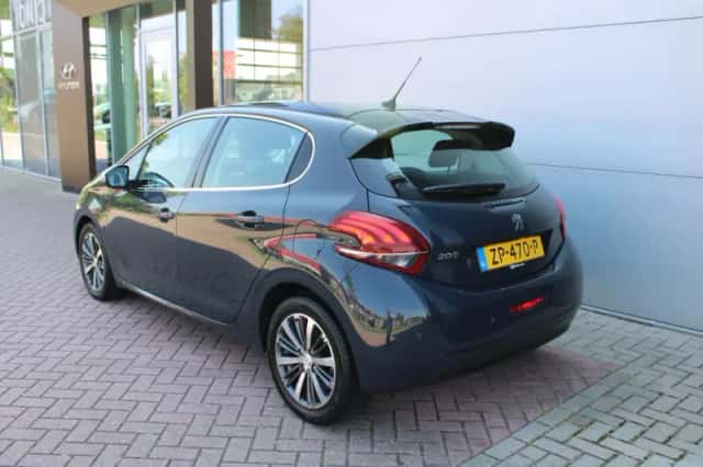 Peugeot 208 (2019) thumbnail 3