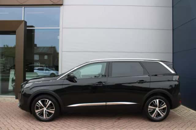 Peugeot 5008 (2022) thumbnail 2