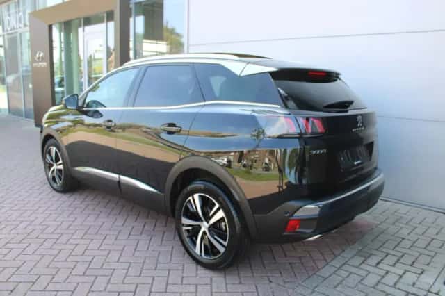 Peugeot 3008 (2022) thumbnail 3