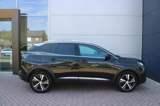 Peugeot 3008 (2022) thumbnail 5