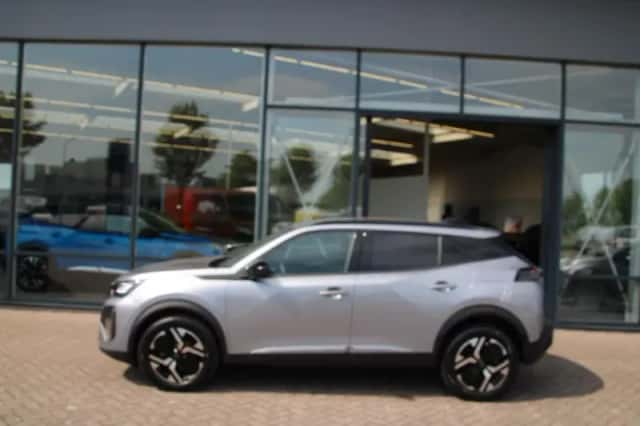 Peugeot 2008 (2025) thumbnail 2