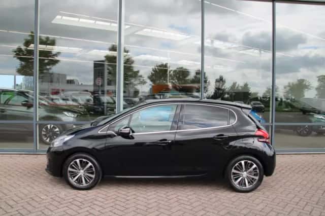Peugeot 208 (2019) thumbnail 2