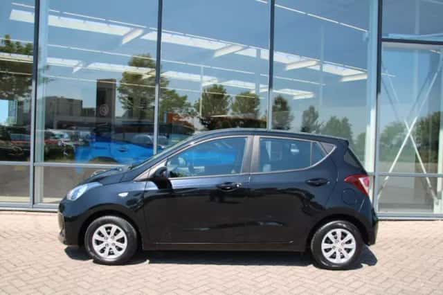 Hyundai i10 (2018) thumbnail 2