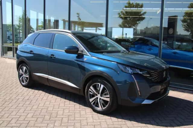 Peugeot 3008 (2021) thumbnail 6