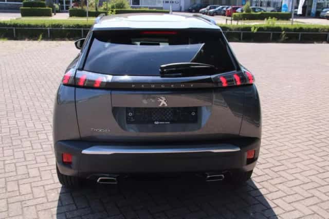 Peugeot 2008 (2022) thumbnail 6