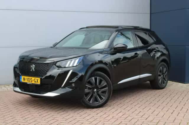 Peugeot e-2008 (2021) thumbnail 1