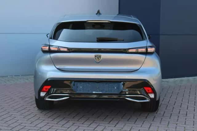 Peugeot 308 (2023) thumbnail 5