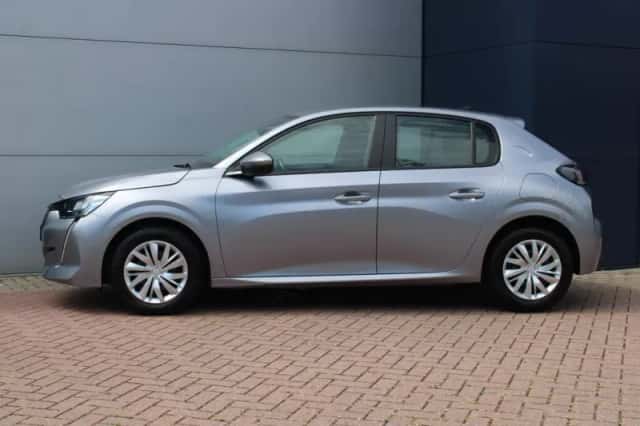 Peugeot 208 (2021) thumbnail 2