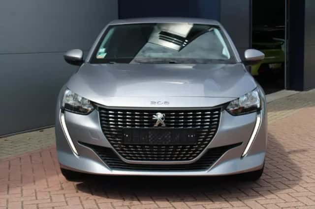 Peugeot 208 (2021) thumbnail 3
