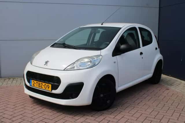 Peugeot 107 (2013) thumbnail 1