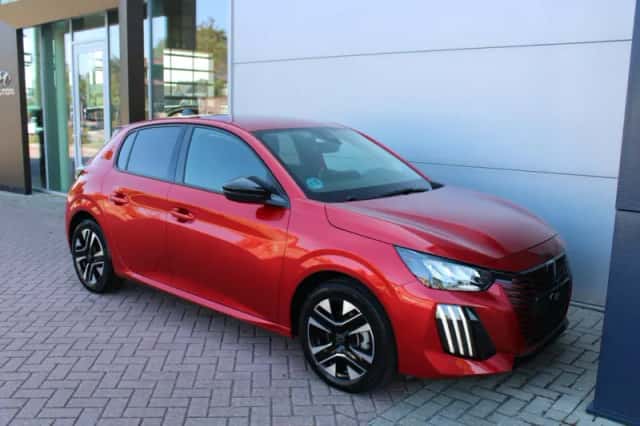 Peugeot 208 (2024) thumbnail 6