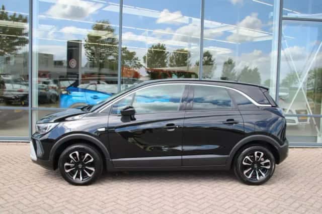 Opel Crossland (2023) thumbnail 2
