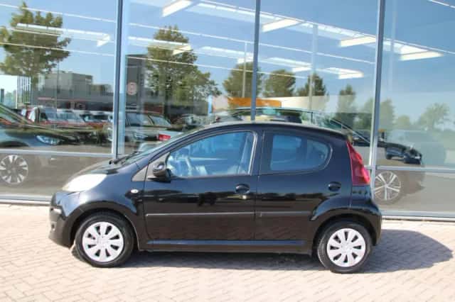 Peugeot 107 (2013) thumbnail 2