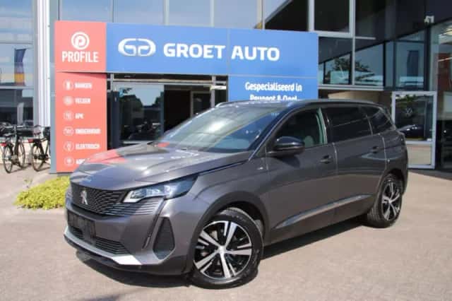 Peugeot 5008 (2023) thumbnail 1
