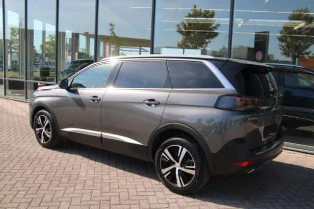 Peugeot 5008 (2023) thumbnail 3