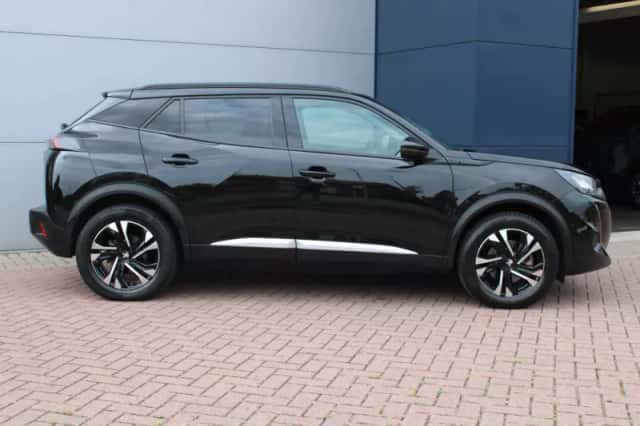 Peugeot e-2008 (2021) thumbnail 4