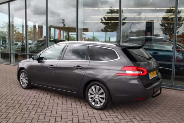 Peugeot 308 (2019) thumbnail 3