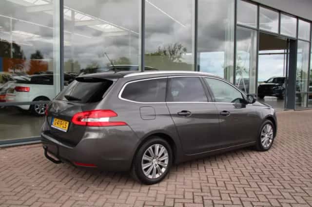 Peugeot 308 (2019) thumbnail 4