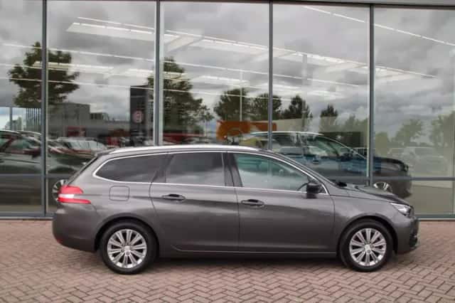 Peugeot 308 (2019) thumbnail 5
