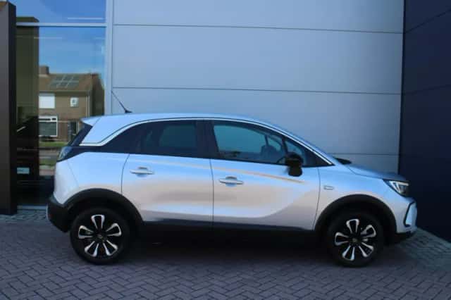 Opel Crossland (2024) thumbnail 5