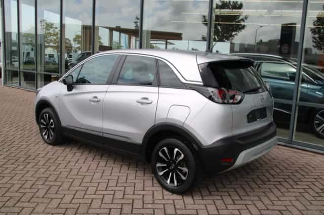 Opel Crossland (2023) thumbnail 3