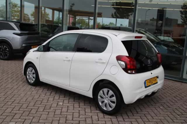 Peugeot 108 (2020) thumbnail 3