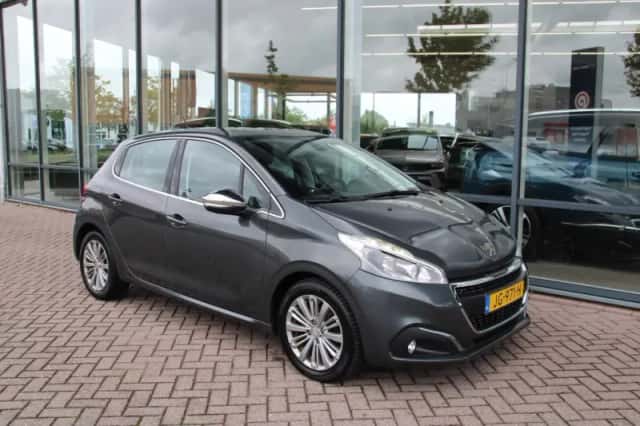 Peugeot 208 (2016) thumbnail 6