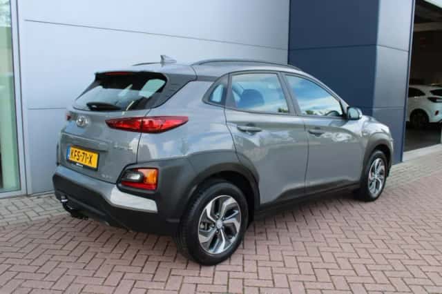 Hyundai Kona (2020) thumbnail 4