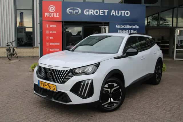 Peugeot 2008 (2025) thumbnail 1