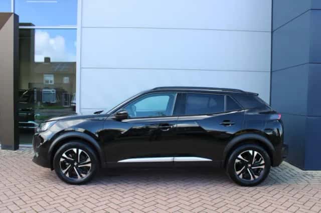 Peugeot e-2008 (2023) thumbnail 2