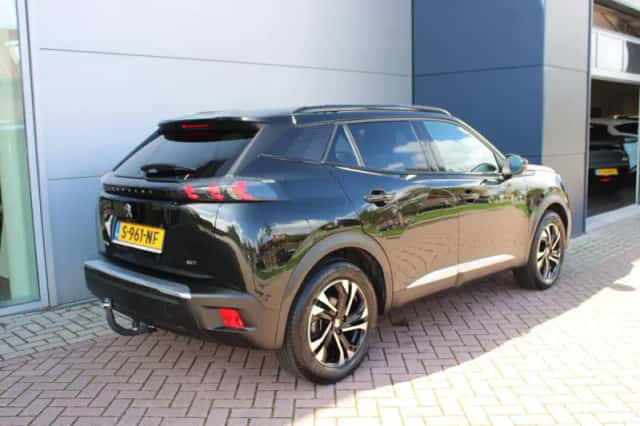 Peugeot e-2008 (2023) thumbnail 4