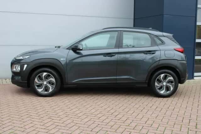 Hyundai Kona (2020) thumbnail 2