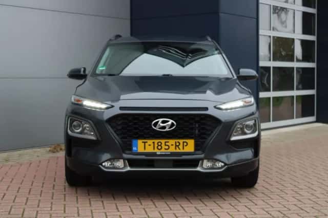 Hyundai Kona (2020) thumbnail 3
