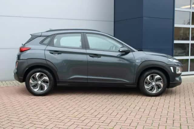 Hyundai Kona (2020) thumbnail 4