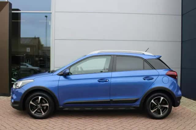 Hyundai i20 (2019) thumbnail 2
