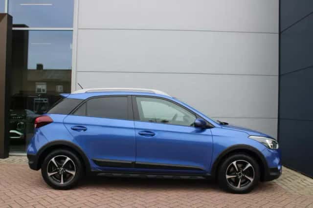 Hyundai i20 (2019) thumbnail 5