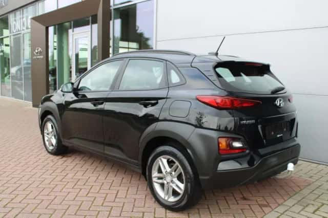 Hyundai Kona (2019) thumbnail 3