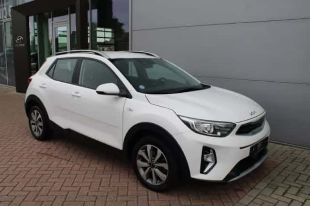 Kia Stonic (2023) thumbnail 6
