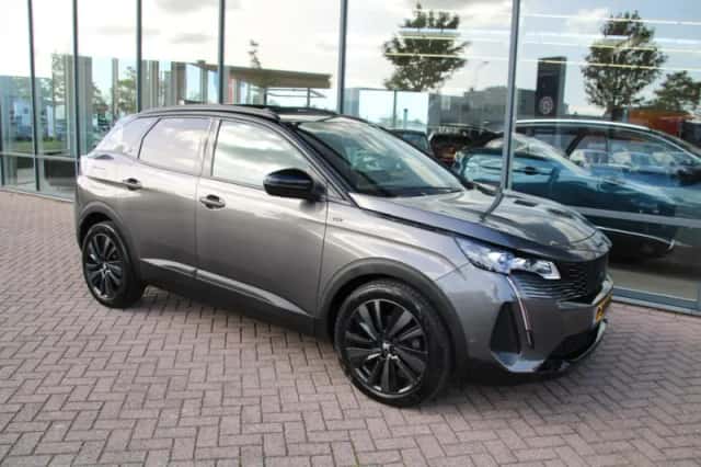 Peugeot 3008 (2022) thumbnail 6