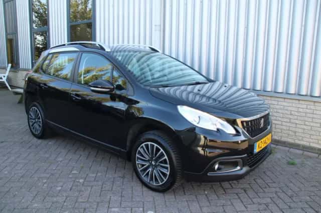 Peugeot 2008 (2016) thumbnail 6