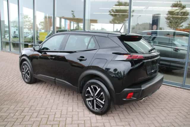 Peugeot 2008 (2025) thumbnail 3