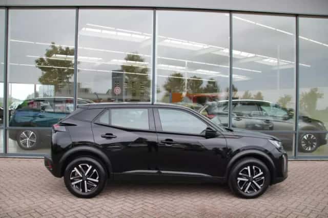 Peugeot 2008 (2025) thumbnail 5