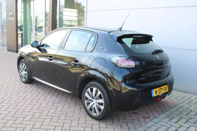 Peugeot e-208 (2021) thumbnail 3